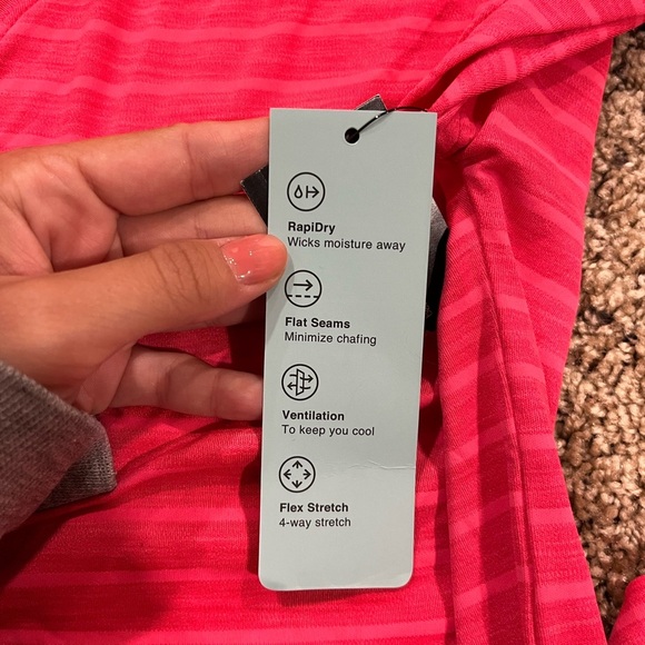 Ideology Women's V-Neck Short Sleeve, Shadow Stripe T-Shirt - Picture 3 of 3